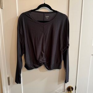 Old Navy Dark Gray Long Sleeve Tee